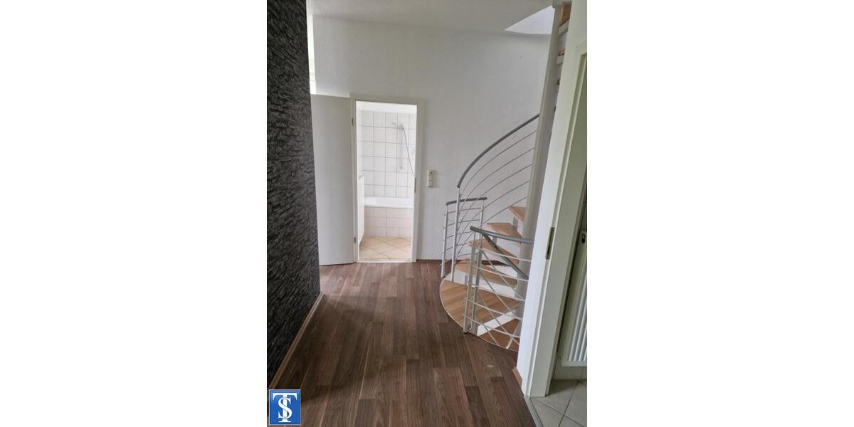 Etagenwohnung Plauen Bahnhofsvorstadt - 2 Zimmer, 80 m&sup2;, 320&euro; | Angebot:15417585