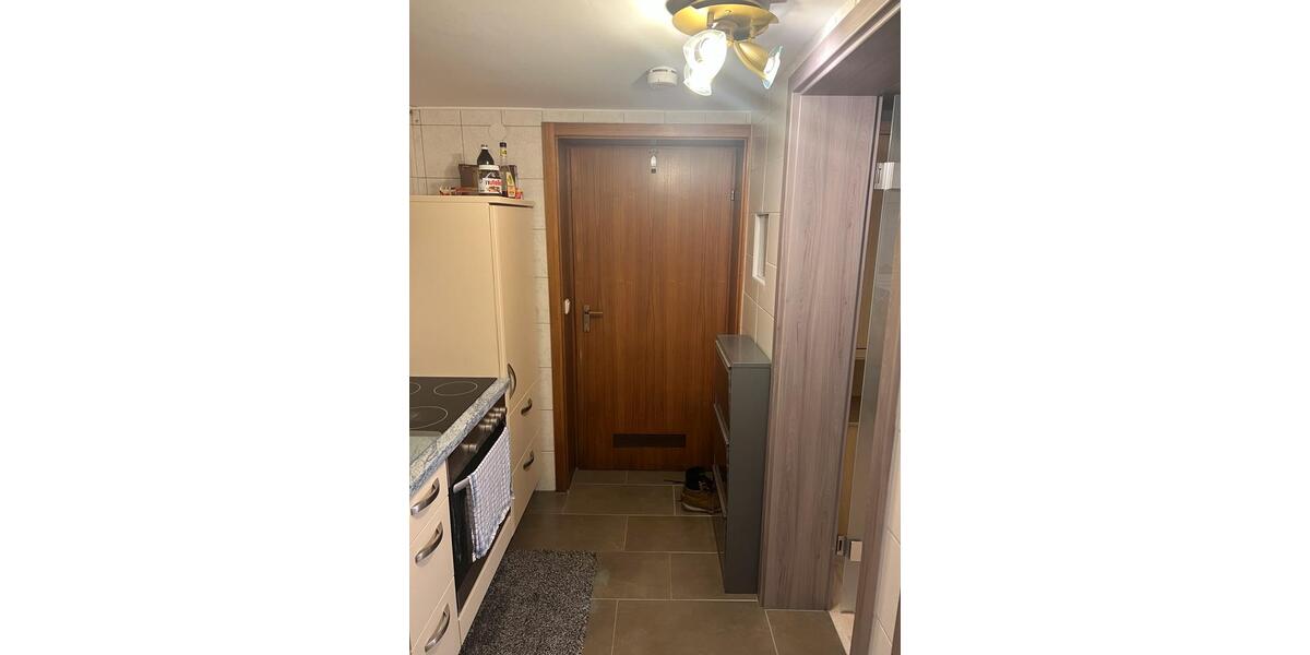 Etagenwohnung Hof Altstadt - 1 Zimmer, 27 m&sup2;, 408&euro; | Angebot:26002735