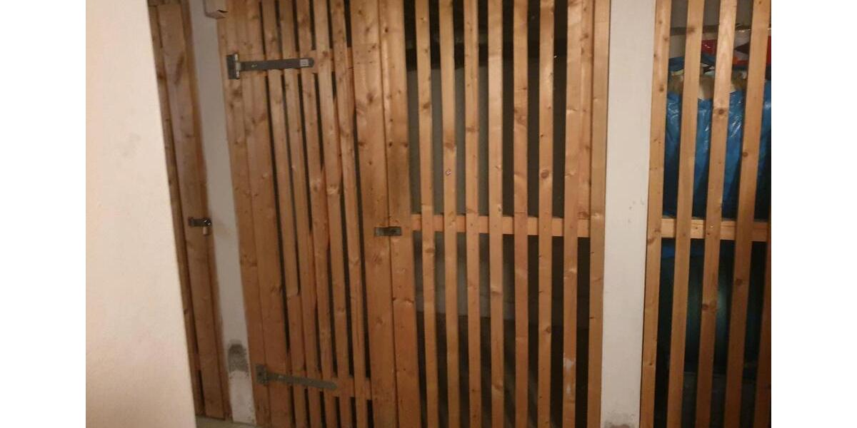 Etagenwohnung Plauen Bahnhofsvorstadt - 2 Zimmer, 65 m&sup2;, 295&euro; | Angebot:25402573