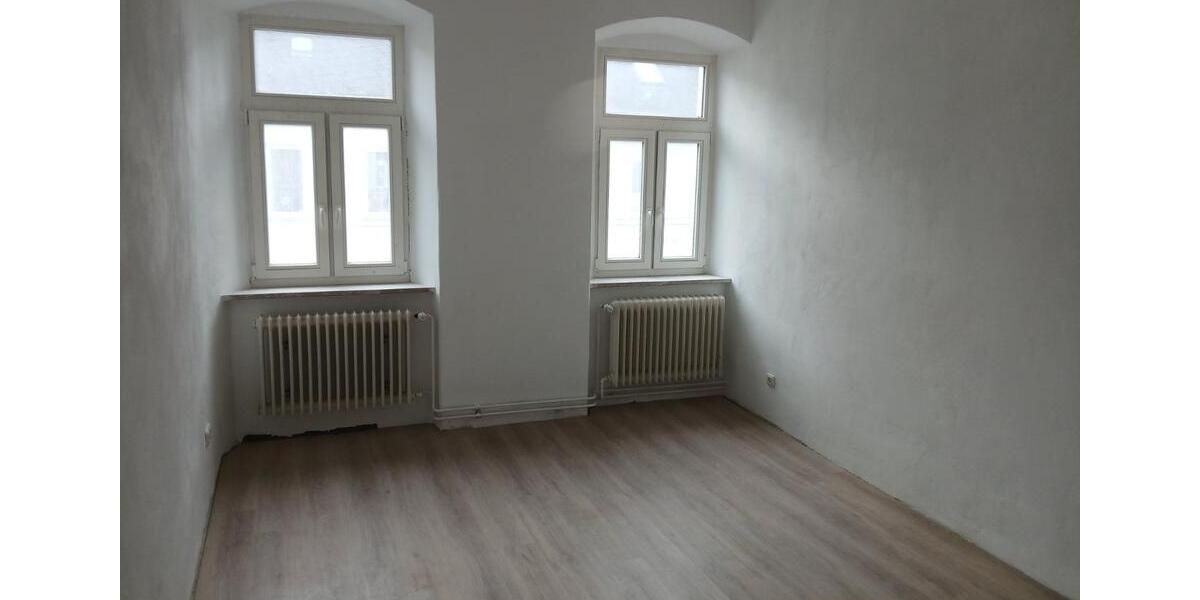 Etagenwohnung Kirchenlamitz Hohenbuch - 3 Zimmer, 78 m&sup2;, 485&euro; | Angebot:25415221