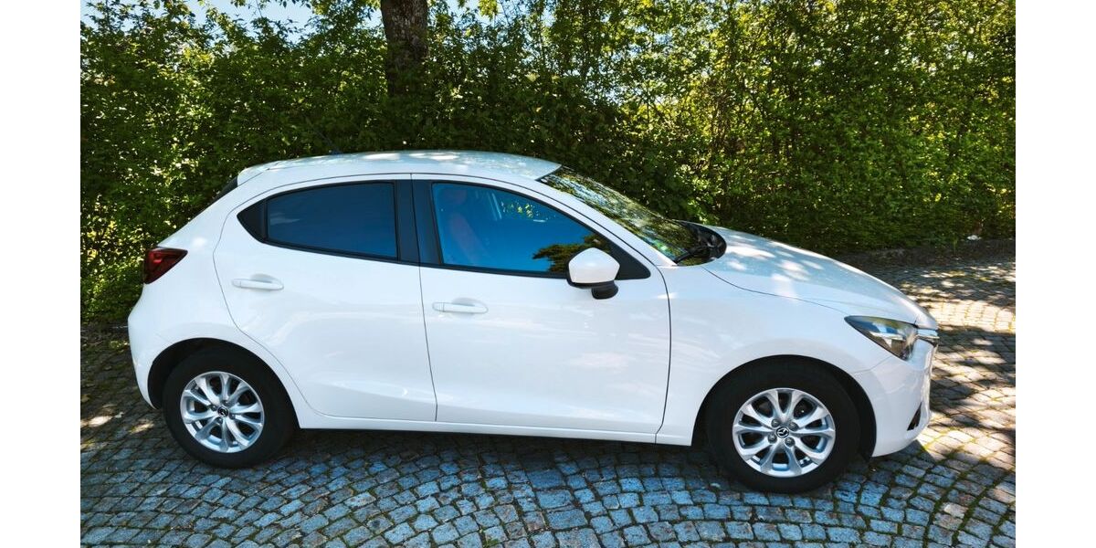 Mazda 2 113.000 km 6.800 &euro; Oberkotzau 95145