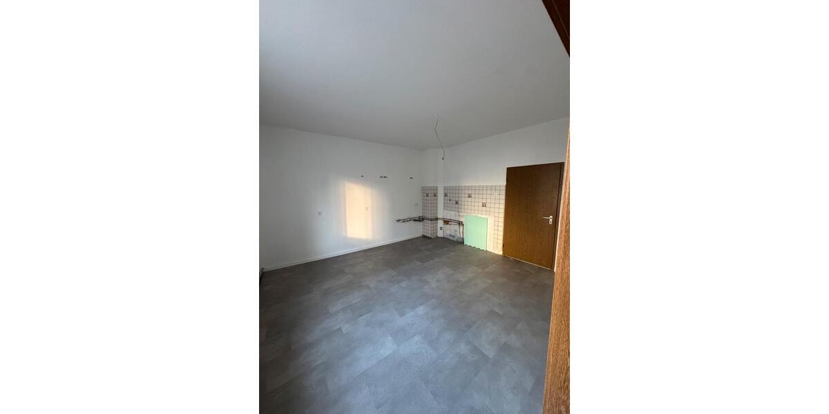 Erdgeschoßwohnung Naila - 3 Zimmer, 95 m&sup2;, 650&euro; | Angebot:25409045