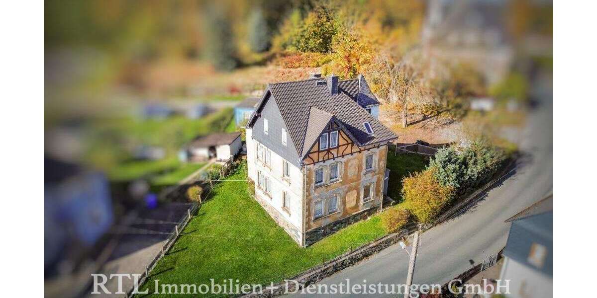 Einfamilienhaus Rosenthal am Rennsteig - 10 Zimmer, 240 m&sup2;, 69.900&euro; | Angebot:18355821