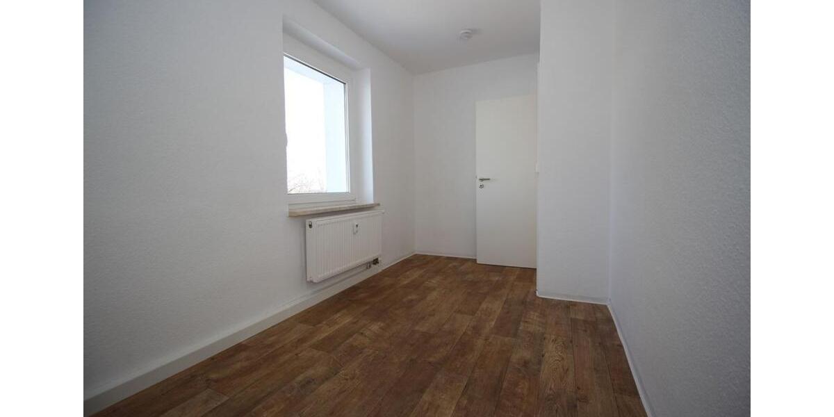 Etagenwohnung Weischlitz - 3 Zimmer, 58 m&sup2;, 365&euro; | Angebot:24377576