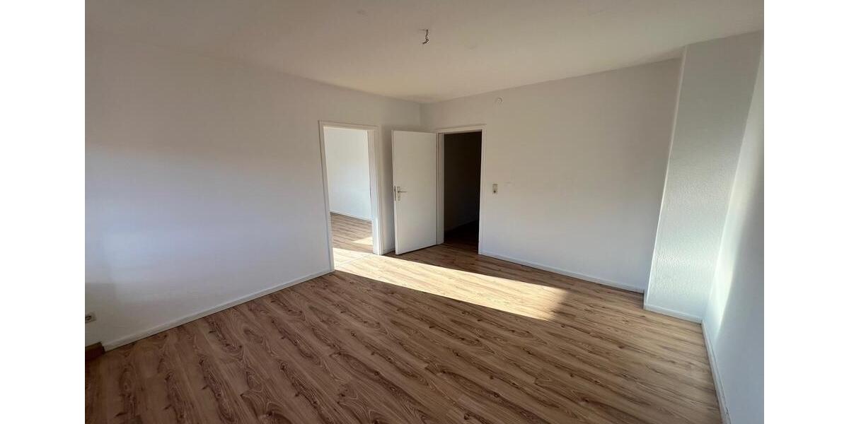 Etagenwohnung Hof Neuhof - 4 Zimmer, 99 m&sup2;, 650&euro; | Angebot:24192666