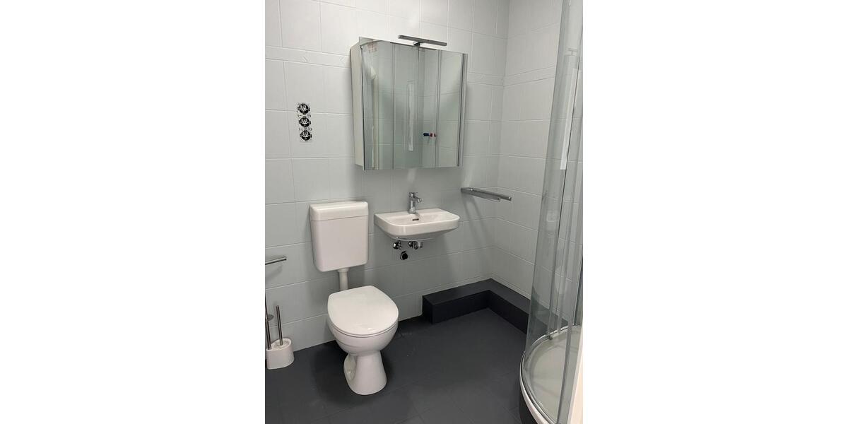 Etagenwohnung Plauen - 1 Zimmer, 41 m&sup2;, 250&euro; | Angebot:25859235