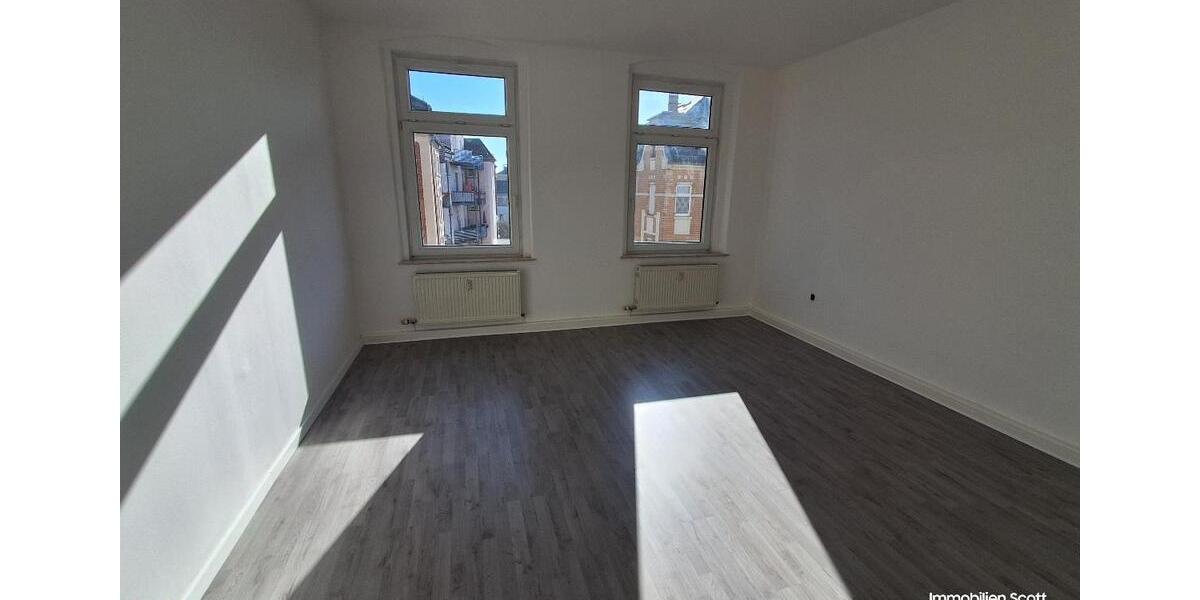 Etagenwohnung Plauen Bahnhofsvorstadt - 2.5 Zimmer, 81 m&sup2;, 360&euro; | Angebot:25710536