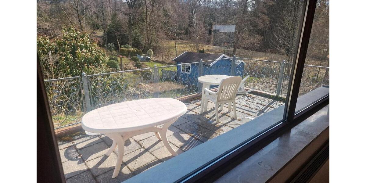 Erdgeschoßwohnung Sparneck - 4 Zimmer, 83 m&sup2;, 950&euro; | Angebot:25993357