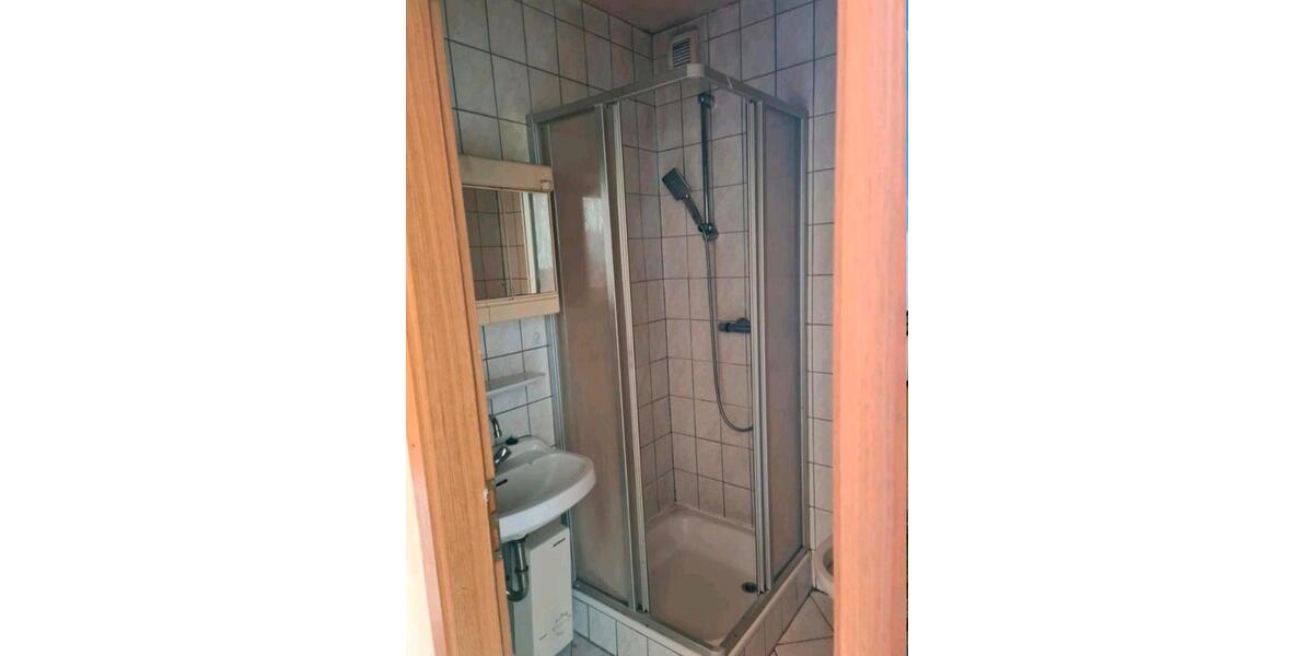 Erdgeschoßwohnung Selb - 1 Zimmer, 40 m&sup2;, 320&euro; | Angebot:25238381