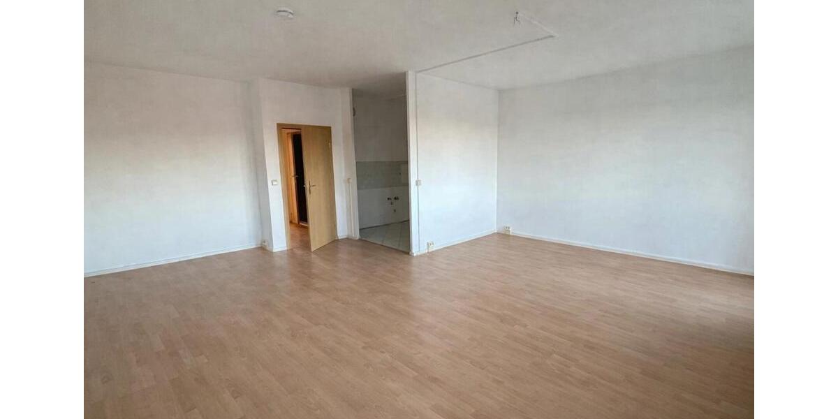 Etagenwohnung Plauen Alt Chrieschwitz - 3 Zimmer, 56 m&sup2;, 310&euro; | Angebot:24689811
