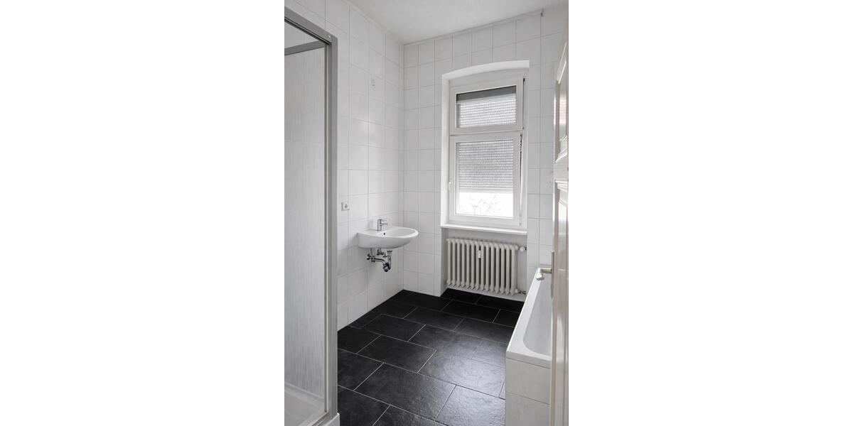 Etagenwohnung Hof Altstadt - 5 Zimmer, 130 m&sup2;, 1.100&euro; | Angebot:26288312