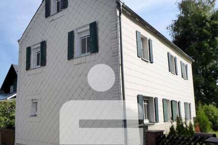 Haus Schwarzenbach Fletschenreuth - 7 Zimmer, 120 m&sup2;, 160.000&euro; | Angebot:27136841