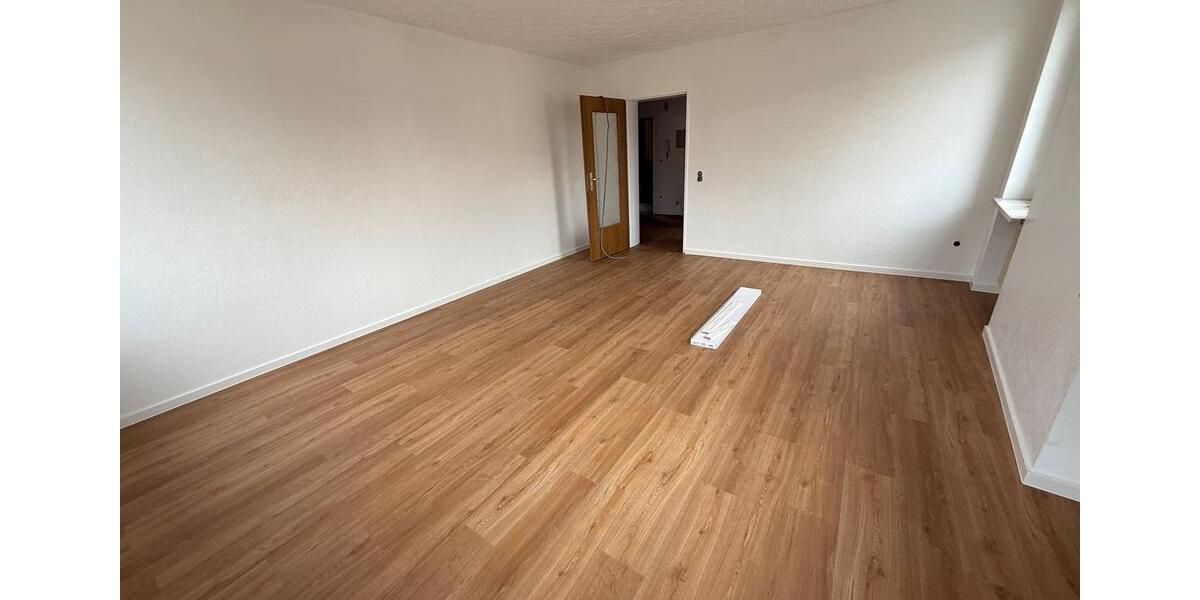 Etagenwohnung Hof Altstadt - 3 Zimmer, 73 m&sup2;, 380&euro; | Angebot:25872178
