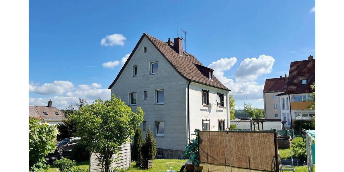 Einfamilienhaus Selb - 6 Zimmer, 127 m&sup2;, 179.000&euro; | Angebot:26777855
