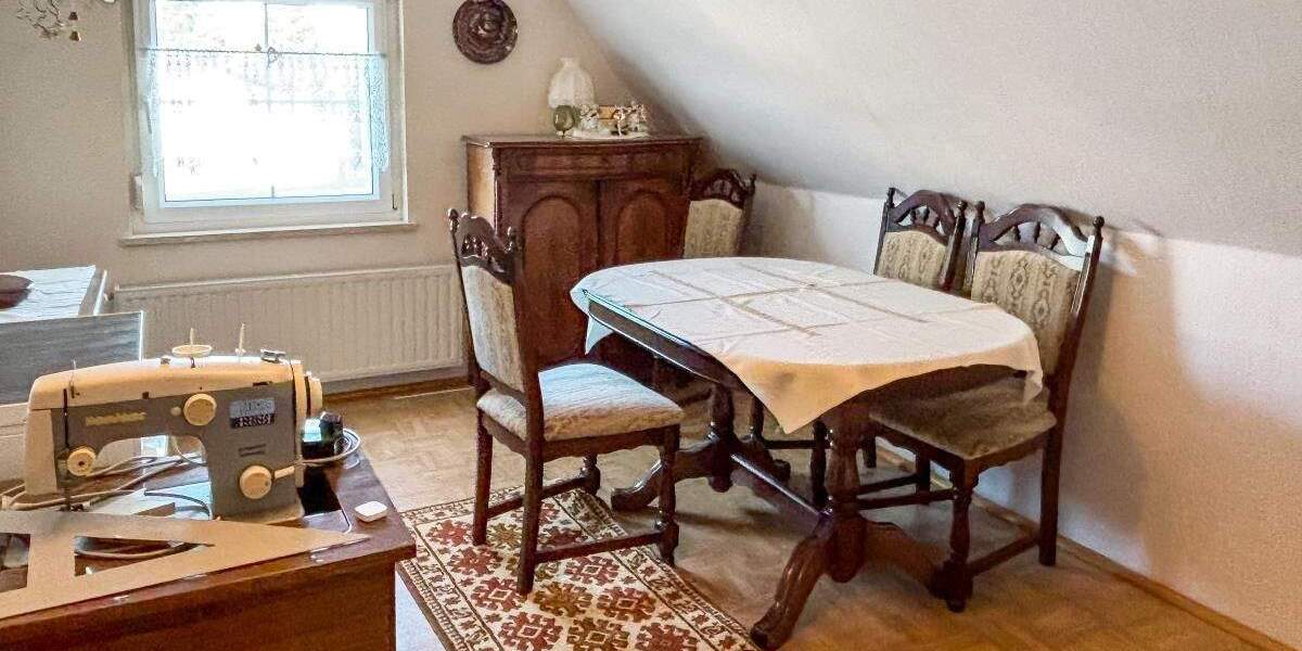 Einfamilienhaus Rosenthal am Rennsteig - 1 Zimmer, 158 m&sup2;, 179.900&euro; | Angebot:25700903