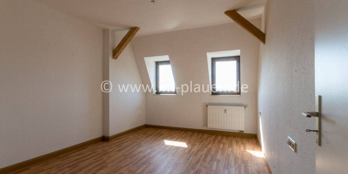 Etagenwohnung Plauen Westend - 2 Zimmer, 80 m&sup2;, 335&euro; | Angebot:25741688