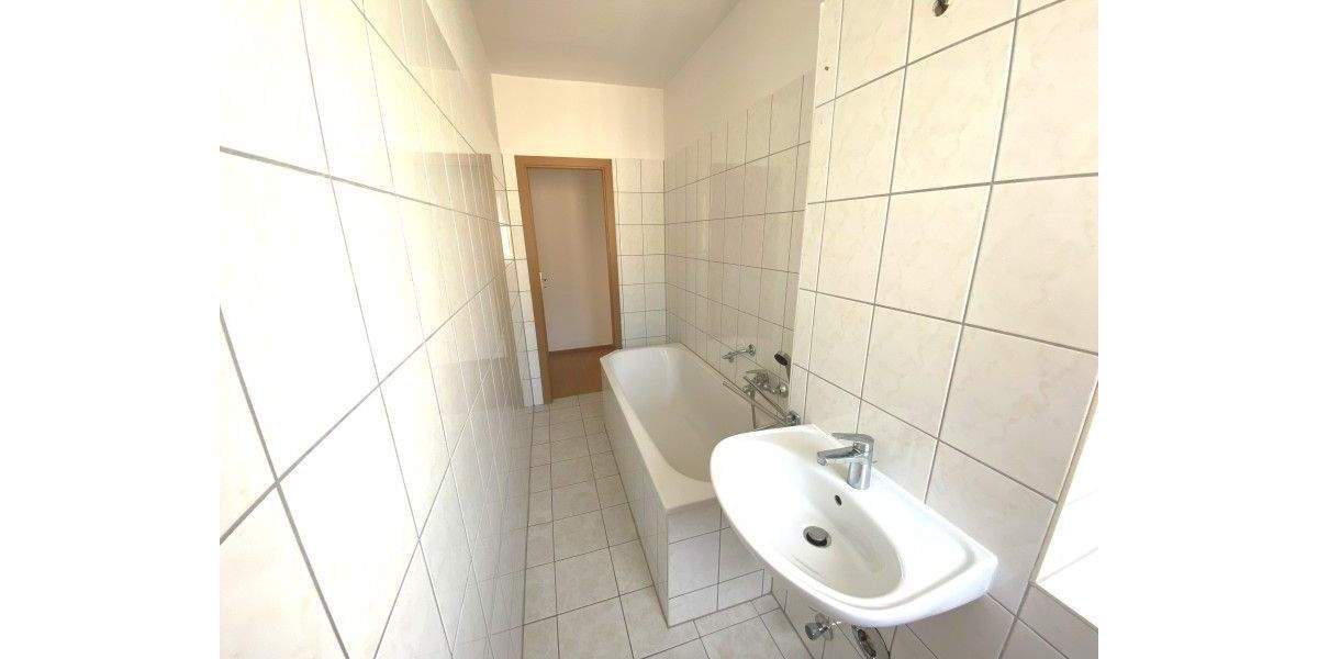 Etagenwohnung Plauen Westend - 2 Zimmer, 50 m&sup2;, 270&euro; | Angebot:25691963