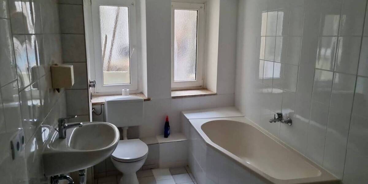 Gewerbeobjekt Plauen Stadtmitte - 3 Zimmer, 80 m&sup2;, 400&euro; | Angebot:25708231