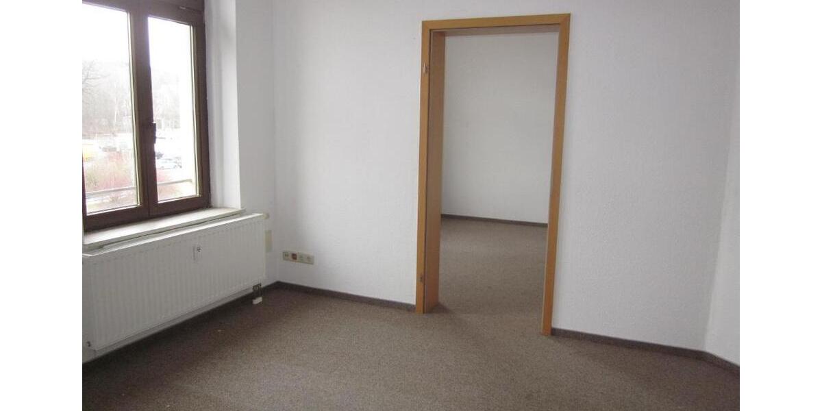 Etagenwohnung Plauen Altstadt - 5 Zimmer, 150 m&sup2;, 750&euro; | Angebot:25349247