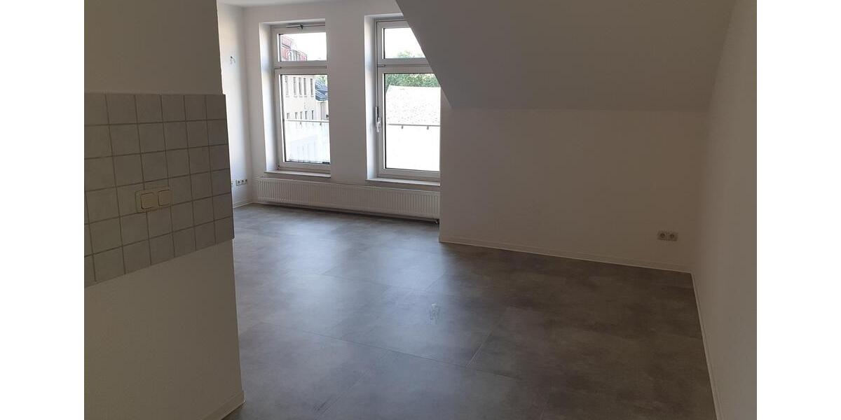 Etagenwohnung Oelsnitz (Vogtland) - 1 Zimmer, 51 m&sup2;, 280&euro; | Angebot:25717020
