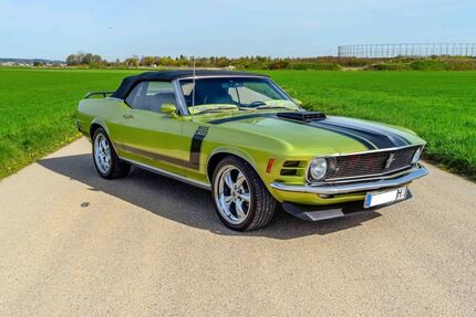 Ford Mustang 10.200 km 50.990 &euro; Geroldsgrün 95179