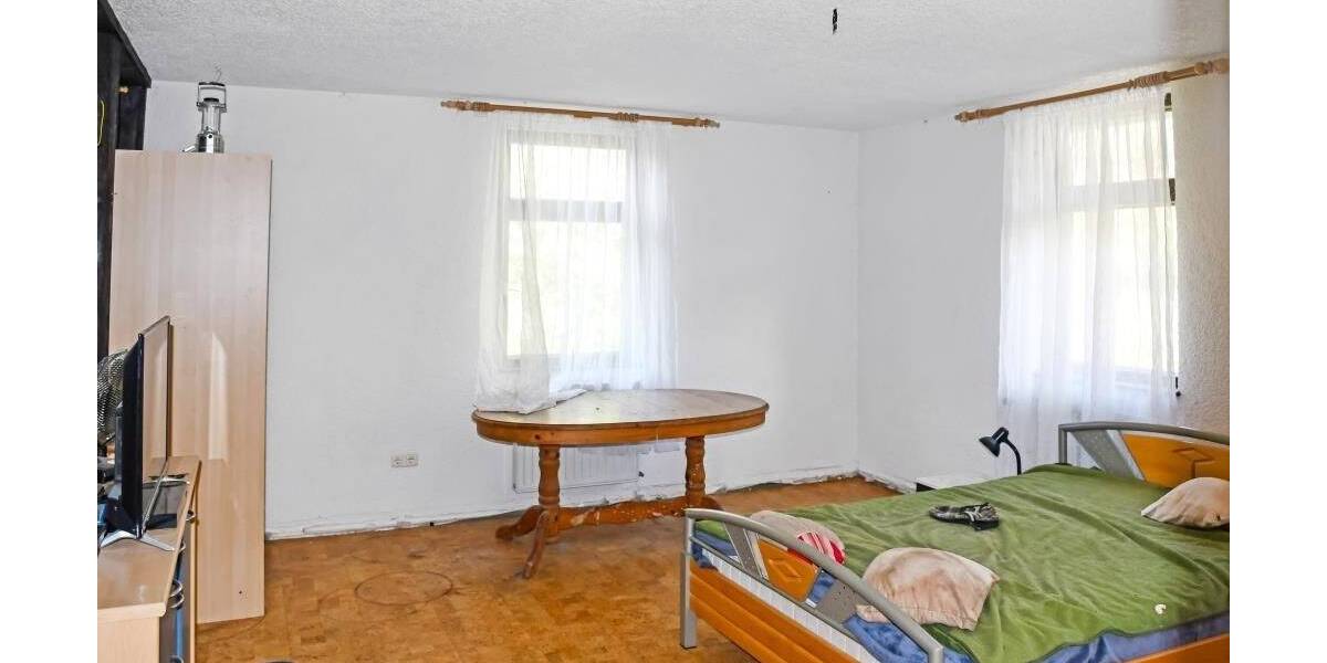 Einfamilienhaus Bad Lobenstein Lobenstein - 1 Zimmer, 430 m&sup2;, 199.900&euro; | Angebot:25700885