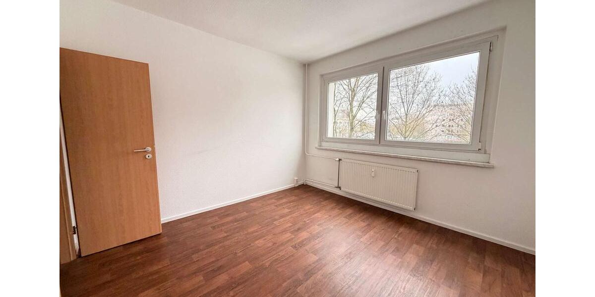 Etagenwohnung Plauen Alt Chrieschwitz - 3 Zimmer, 56 m&sup2;, 304&euro; | Angebot:24510387
