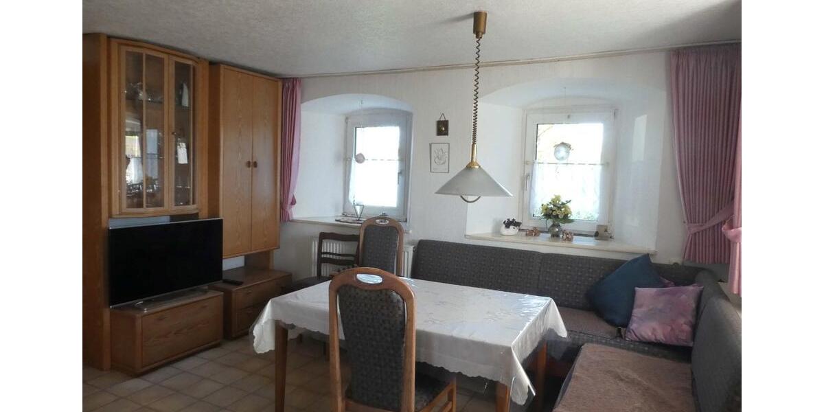 Einfamilienhaus Sparneck - 10 Zimmer, 190 m&sup2;, 259.000&euro; | Angebot:25988722