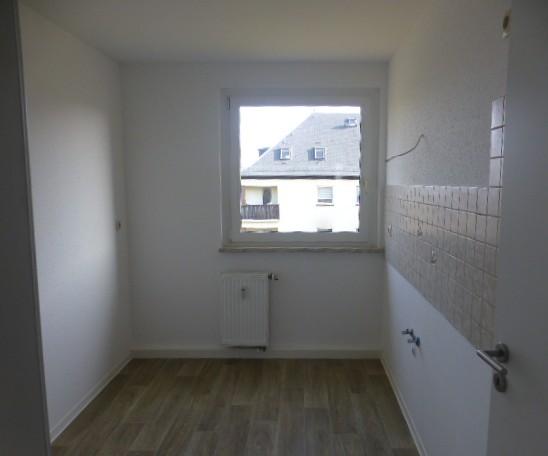 Etagenwohnung Plauen Altstadt - 3 Zimmer, 64 m&sup2;, 384&euro; | Angebot:25426472
