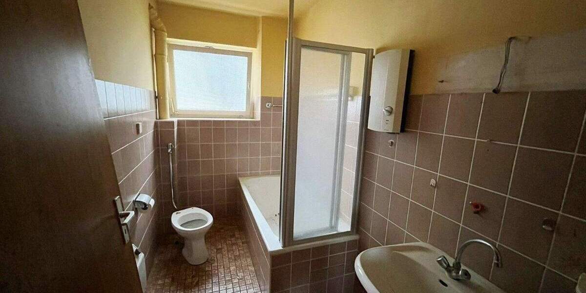 Mehrfamilienhaus, Wohnhaus Selb - 1 Zimmer, 272 m&sup2;, 139.000&euro; | Angebot:25768815