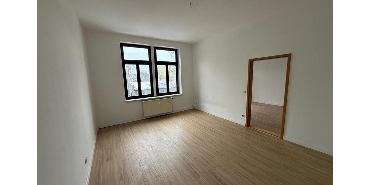 Etagenwohnung Plauen Bahnhofsvorstadt - 2 Zimmer, 52 m&sup2;, 260&euro; | Angebot:25138962