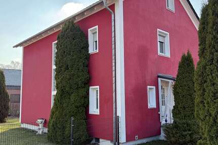 Haus Berg - 5 Zimmer, 130 m&sup2;, 280.000&euro; | Angebot:25928344