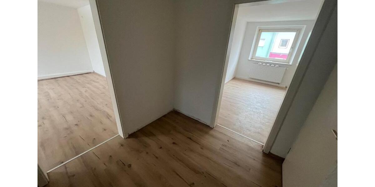 Etagenwohnung Hof Neuhof - 4 Zimmer, 62 m&sup2;, 535&euro; | Angebot:25570546