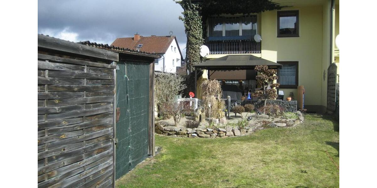 Reihenhaus Selb - 6 Zimmer, 120 m&sup2;, 1.070&euro; | Angebot:25568547