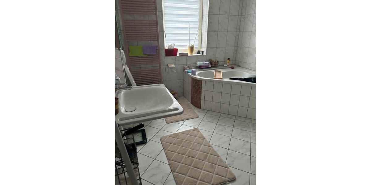 Einfamilienhaus Naila - 7 Zimmer, 180 m&sup2;, 279.000&euro; | Angebot:26413244