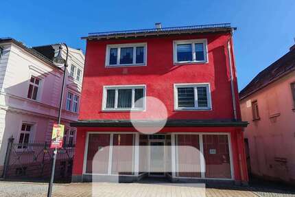 Haus Helmbrechts - 7 Zimmer, 155 m&sup2;, 190.000&euro; | Angebot:25196635