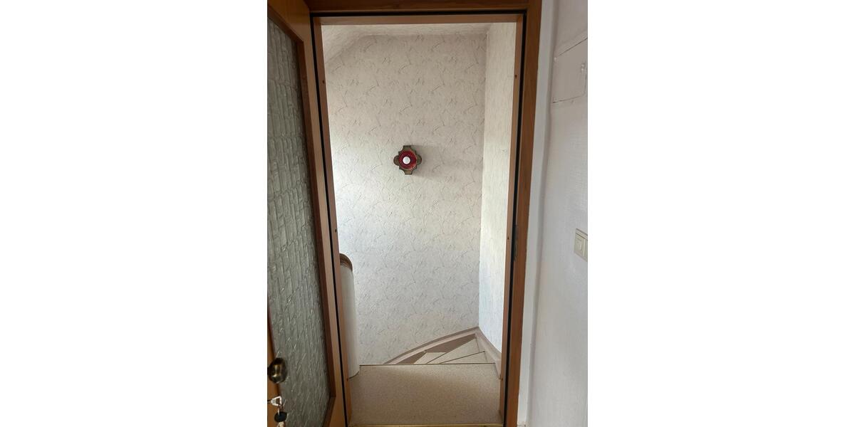 Etagenwohnung Hof Altstadt - 2 Zimmer, 35 m&sup2;, 350&euro; | Angebot:26040572