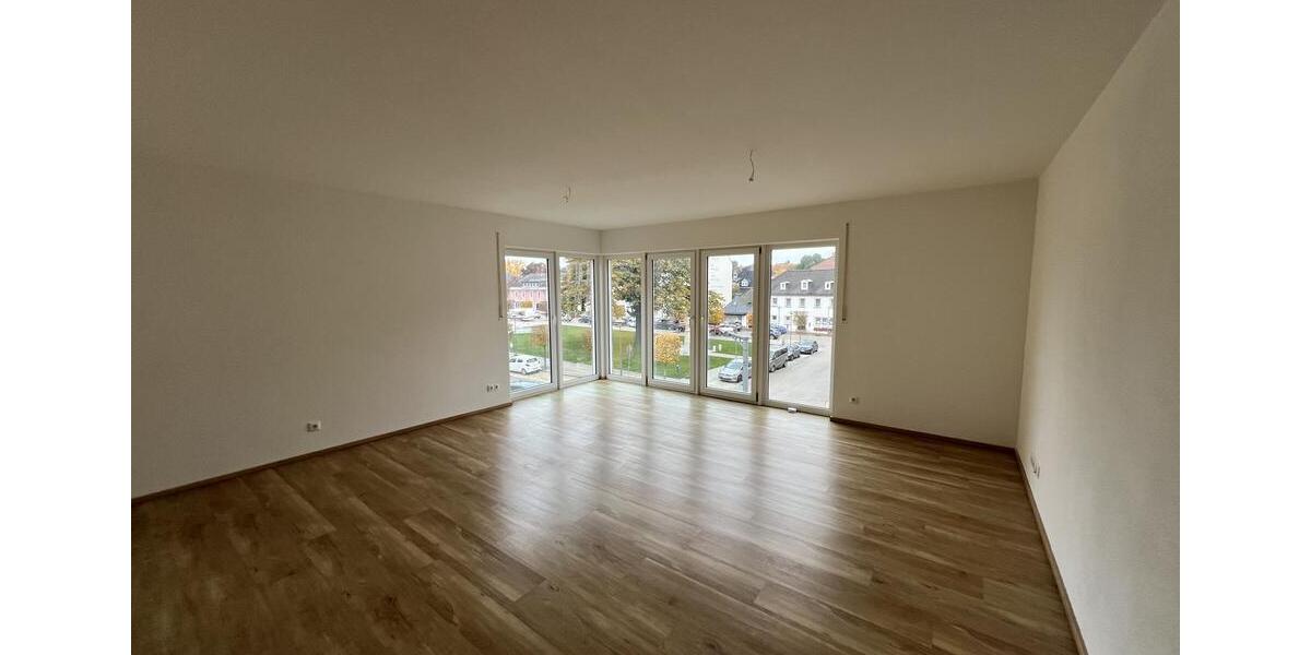 Etagenwohnung Rehau - 4 Zimmer, 91 m&sup2;, 1.100&euro; | Angebot:22551697