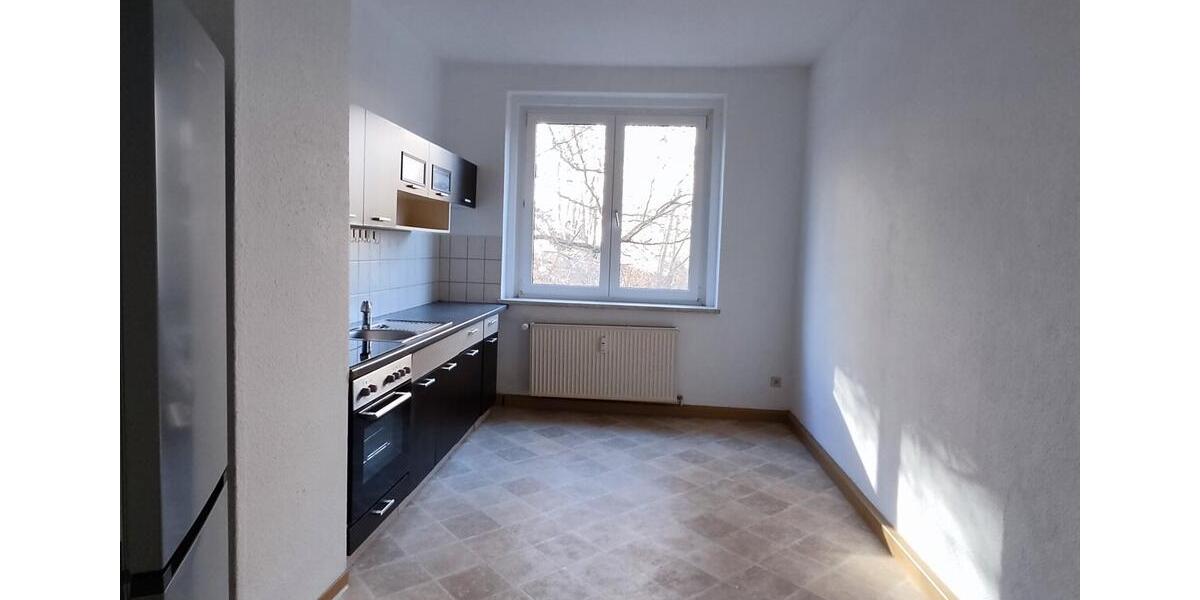 Etagenwohnung Plauen - 2 Zimmer, 61 m&sup2;, 300&euro; | Angebot:24646296
