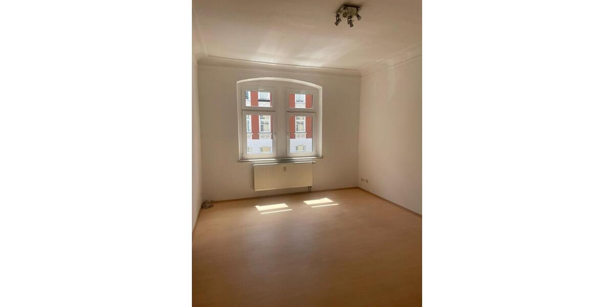Etagenwohnung Plauen Bahnhofsvorstadt - 4 Zimmer, 103 m&sup2;, 88.500&euro; | Angebot:25058296
