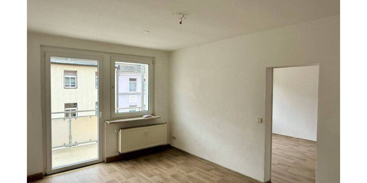 Etagenwohnung Plauen Haselbrunn - 2 Zimmer, 46 m&sup2;, 229&euro; | Angebot:26869403