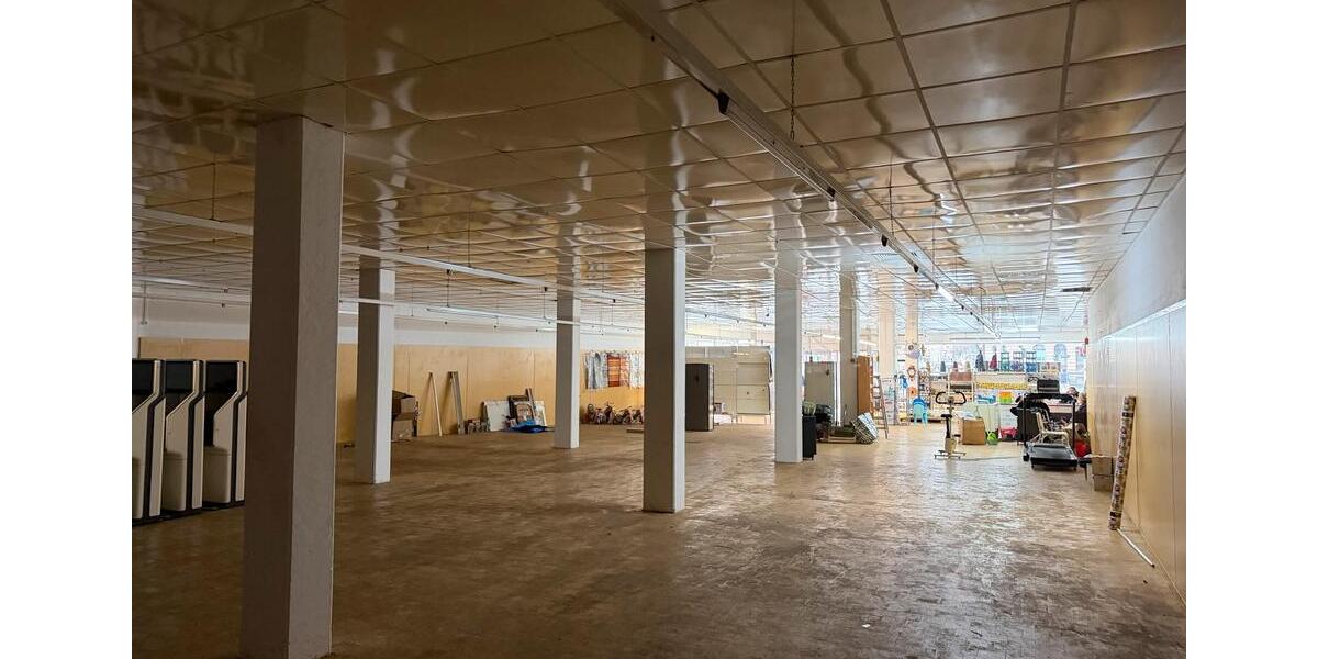 Gewerbeobjekt Hof Altstadt - 2.800&euro; | Angebot:25397152