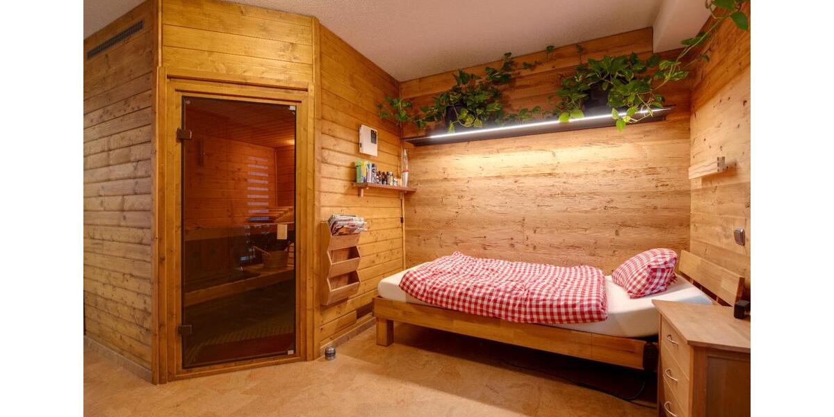 Mehrfamilienhaus, Wohnhaus Hof Altstadt - 6 Zimmer, 230 m&sup2;, 675.000&euro; | Angebot:26285212