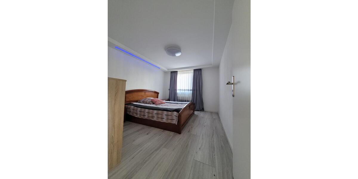 Doppelhaushälfte Selb - 4 Zimmer, 185 m&sup2;, 329.000&euro; | Angebot:26236645