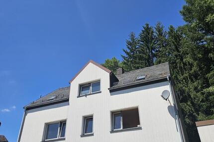 Haus Münchberg - 9 Zimmer, 200 m&sup2;, 125.000&euro; | Angebot:26973814
