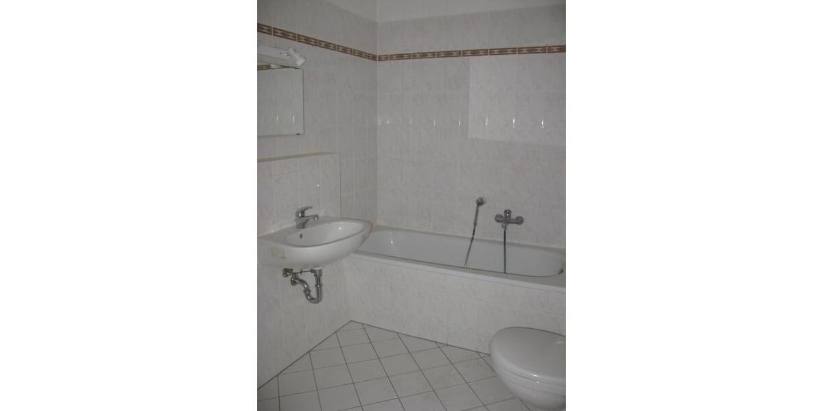 Etagenwohnung Plauen Bahnhofsvorstadt - 2 Zimmer, 48 m&sup2;, 350&euro; | Angebot:15472818