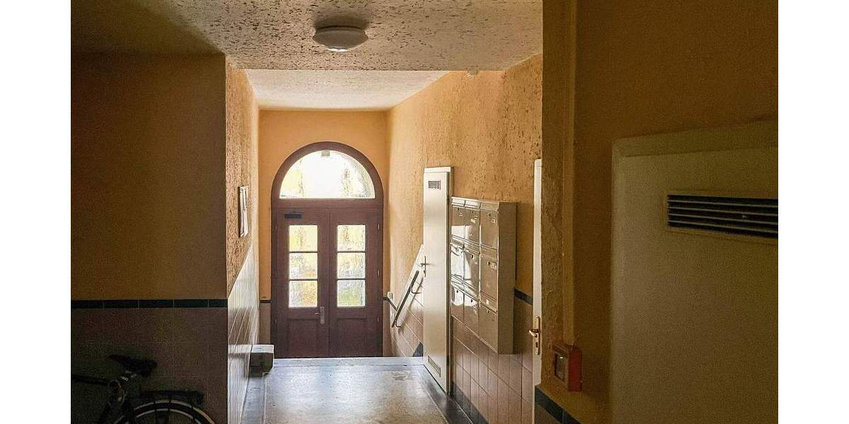 Etagenwohnung Plauen Stadtmitte - 3 Zimmer, 75 m&sup2;, 78.000&euro; | Angebot:25778787
