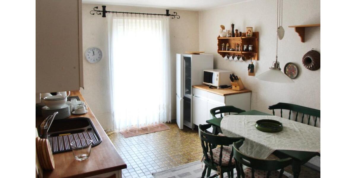 Doppelhaushälfte Selb - 5 Zimmer, 150 m&sup2;, 220.000&euro; | Angebot:26929441