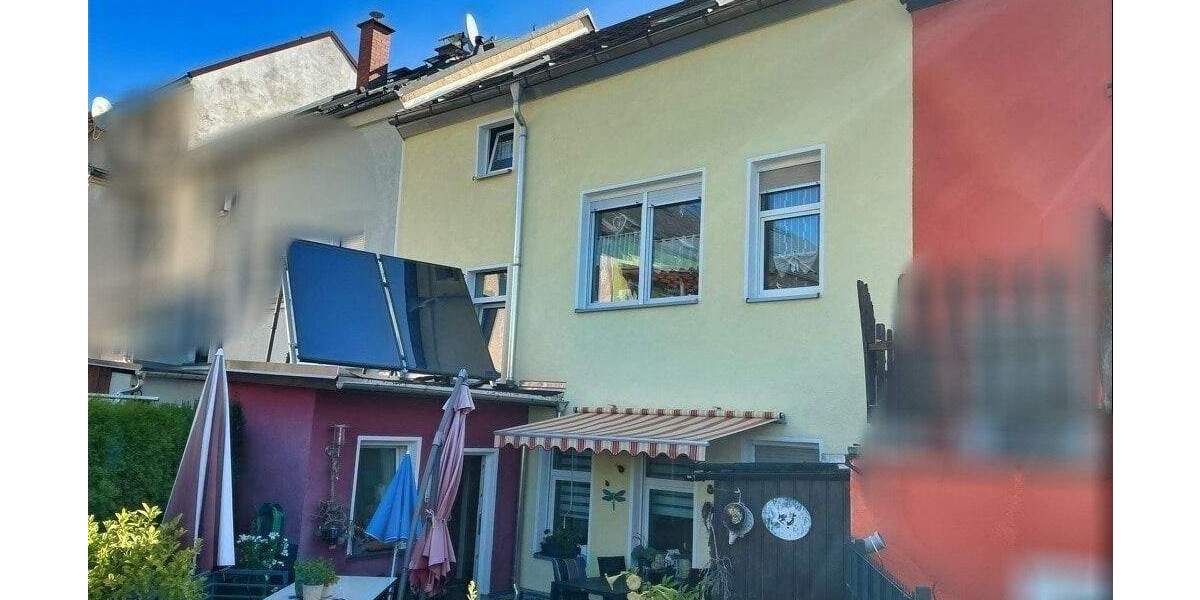 Reihenmittelhaus Oelsnitz - 5 Zimmer, 146 m&sup2;, 195.000&euro; | Angebot:25686107