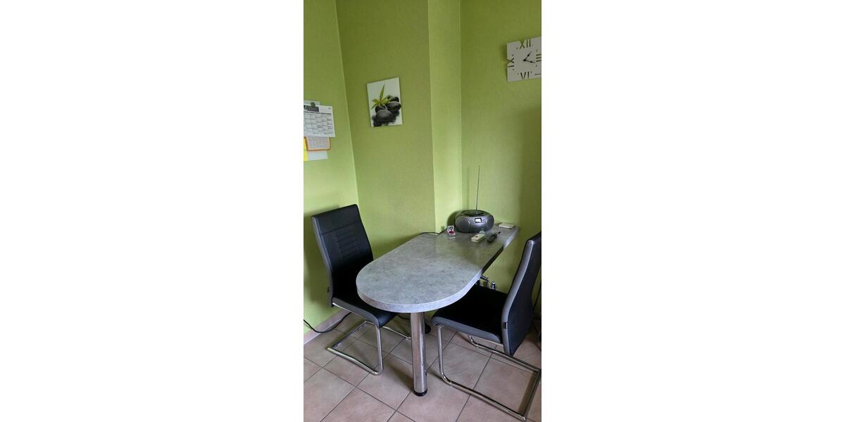 Etagenwohnung Döhlau - 3 Zimmer, 87 m&sup2;, 198.000&euro; | Angebot:24817061